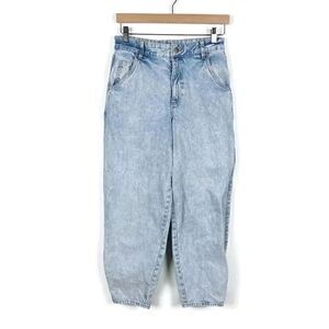 H&M Wide Leg Baggy tapered ultra high waisted Jeans Light Wash denim women’s 4